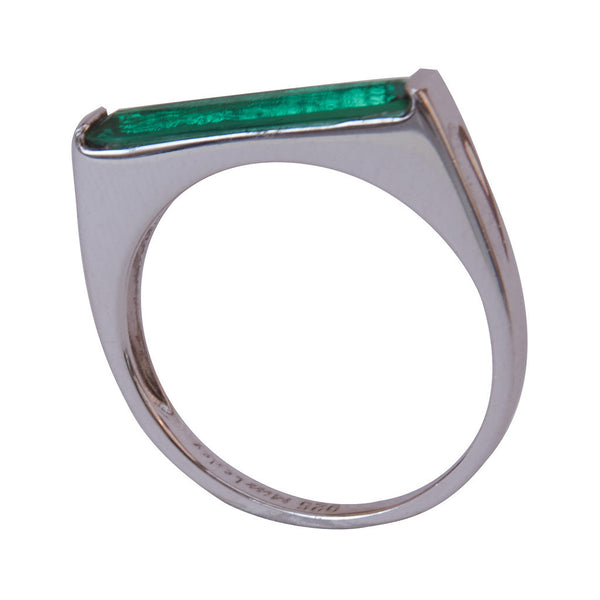 Miss Lesley Silver and Emerald Green Ring at LVBT